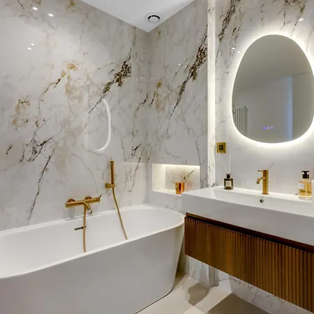 Apartment Nouveau Luxe Et Jardin !