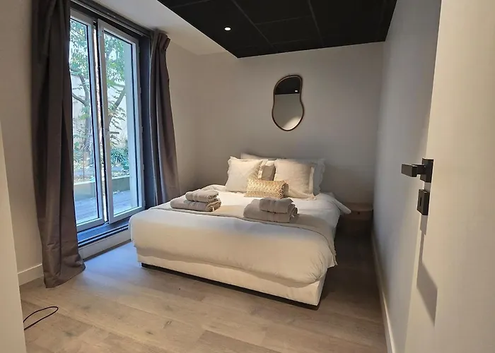 Ultra Luxury Et Jardin ! Париж